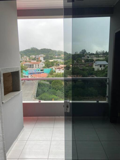 Apartmán Residencial Bombazar Ap 301 Lauro Muller Exteriér fotografie